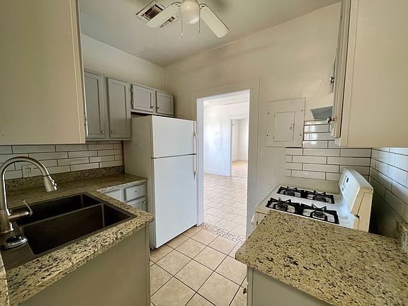 3rd image of 3625 Mountain Ave Unit 1