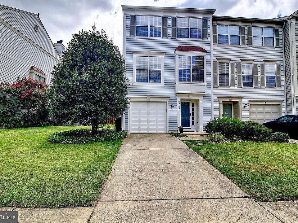 1st image of 333 Barnfield Sq NE