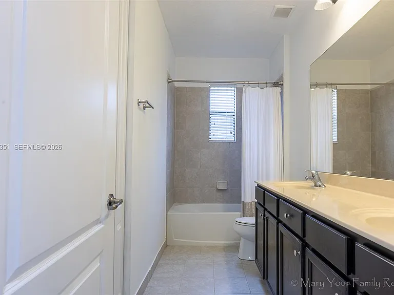 3841 Aspen Leaf Dr — Photo 25