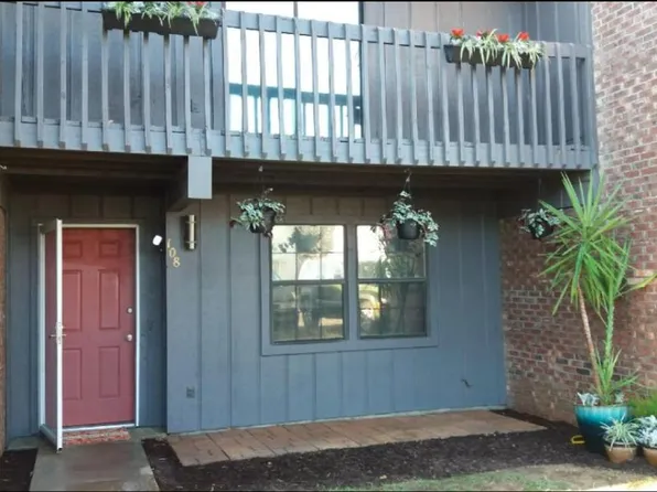 108 Timbers Dr, Dothan, AL 36301