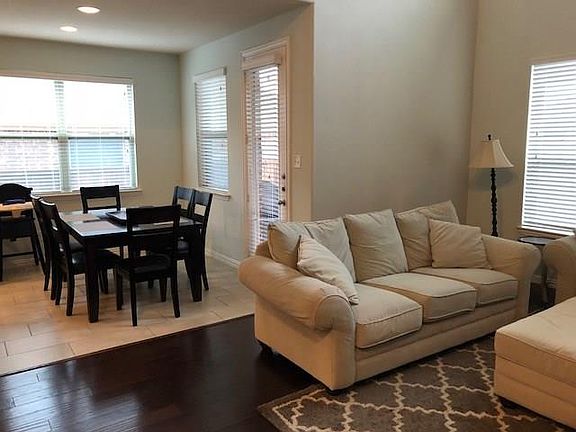 3rd image of 4005 Brook Wood Dr