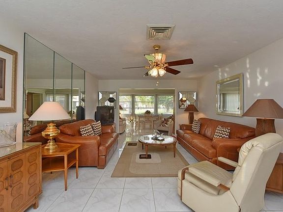 5th image of 193 Vista Hermosa Cir #10-A