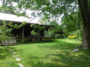 106 N Applegate Rd, Ithaca, NY 14850