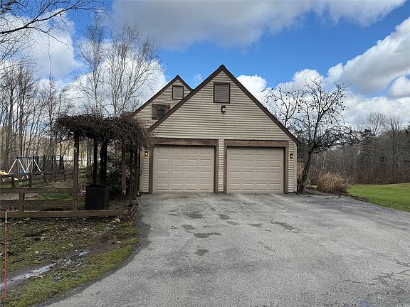 4th image of 1165 Lee Rd