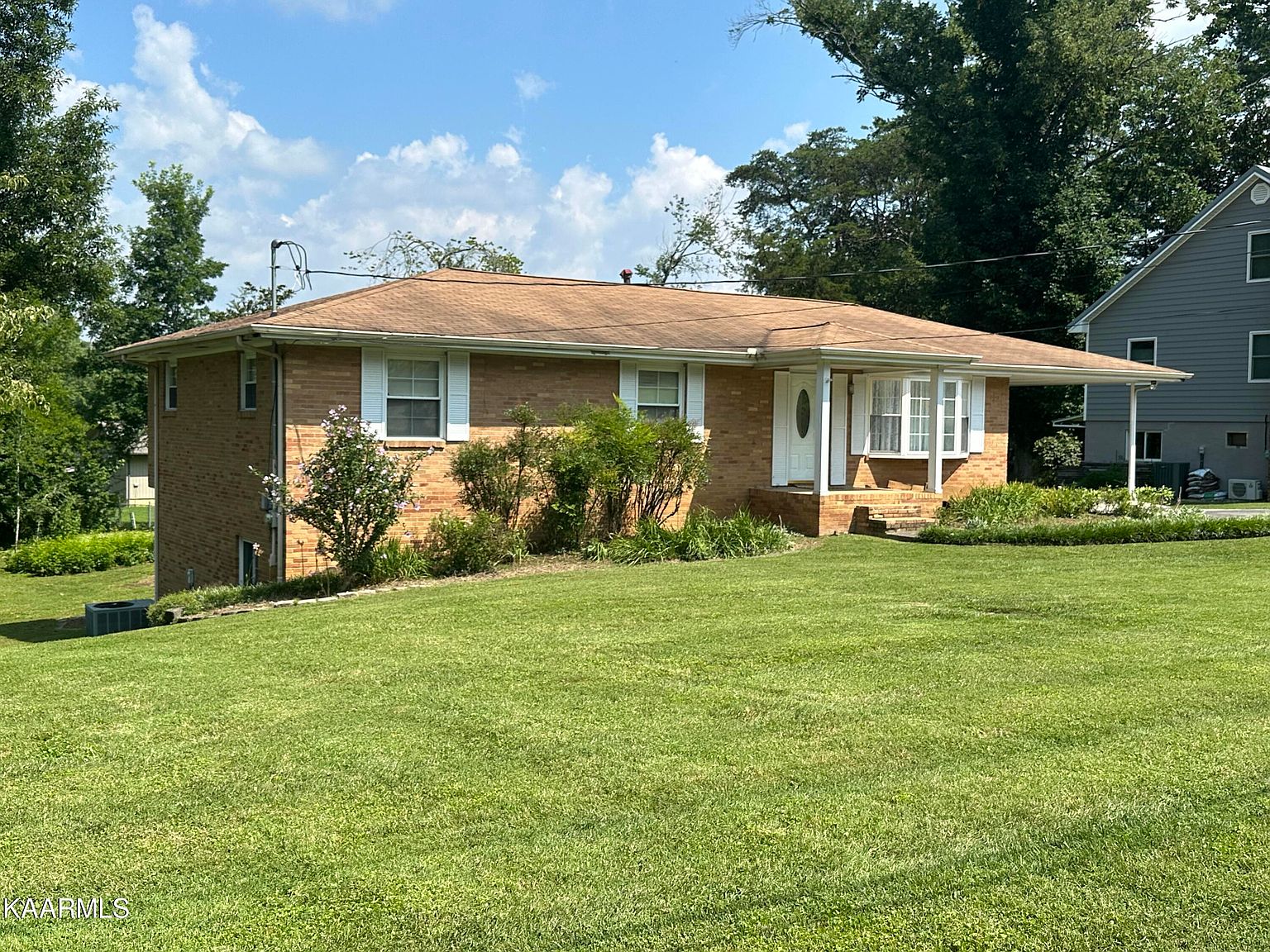 111 Cooper Cir, Oak Ridge, TN 37830 Zillow
