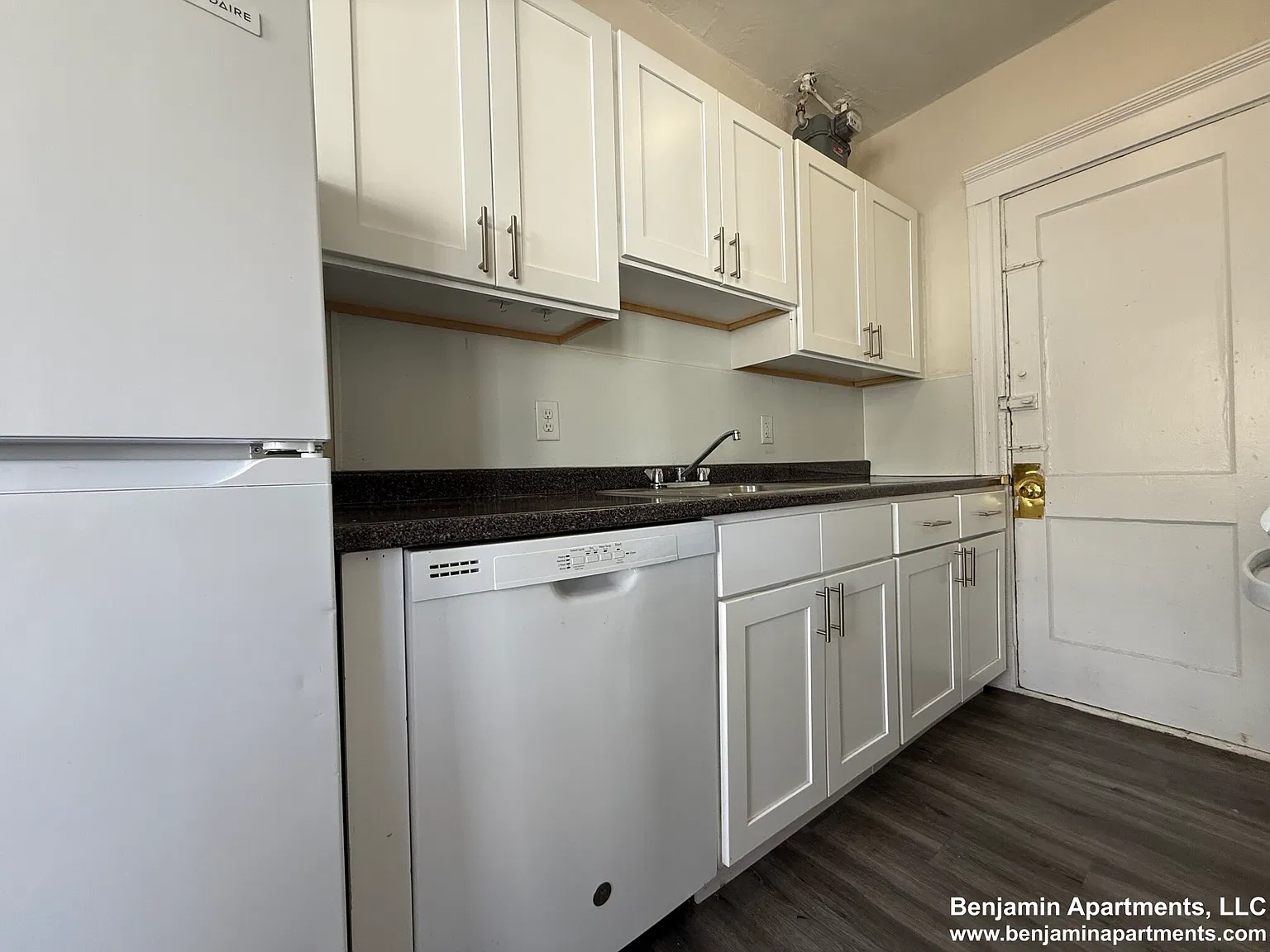1 bed, $2,450 — Photo 2