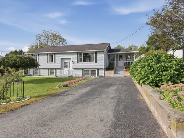 66 Observatory Ave, Haverhill, MA 01832
