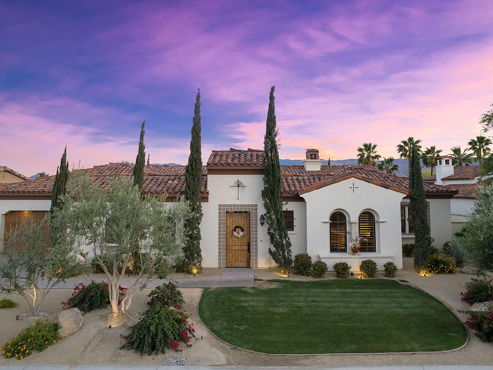 2nd image of 19 Cassis Cir