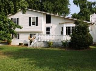 15 Freestone Dr, Newnan, GA 30265