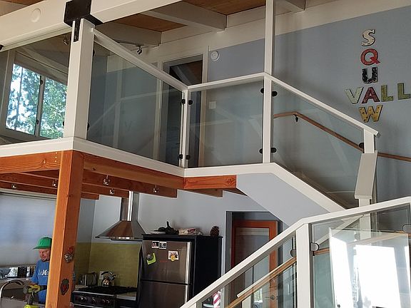 Stairs to loft 2nd bedroom 