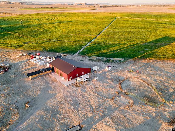 3rd image of 2664 Sand Butte Rd