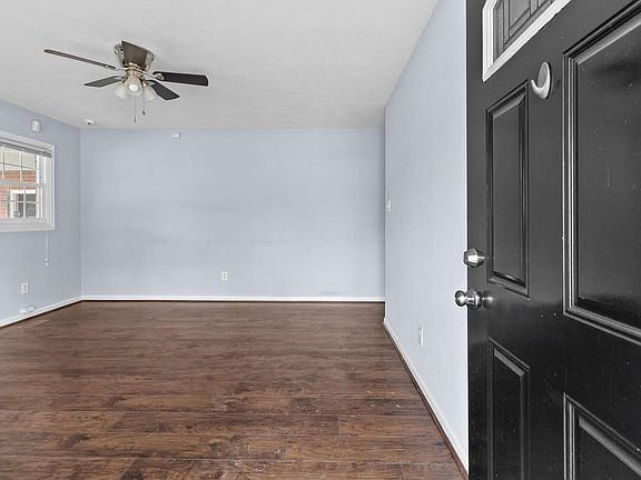 5th image of 1612 Gardenia Ave