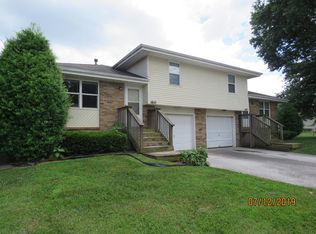 1810 Tower Cir, Nixa, MO 65714