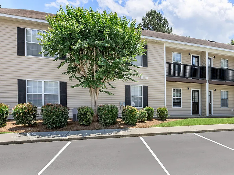 Baytree Condominiums — Photo 14