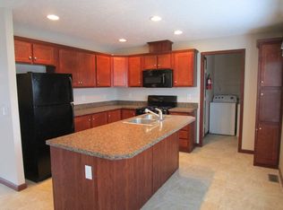 9900 Townsquare Blvd #110, Fenton, MI 48430