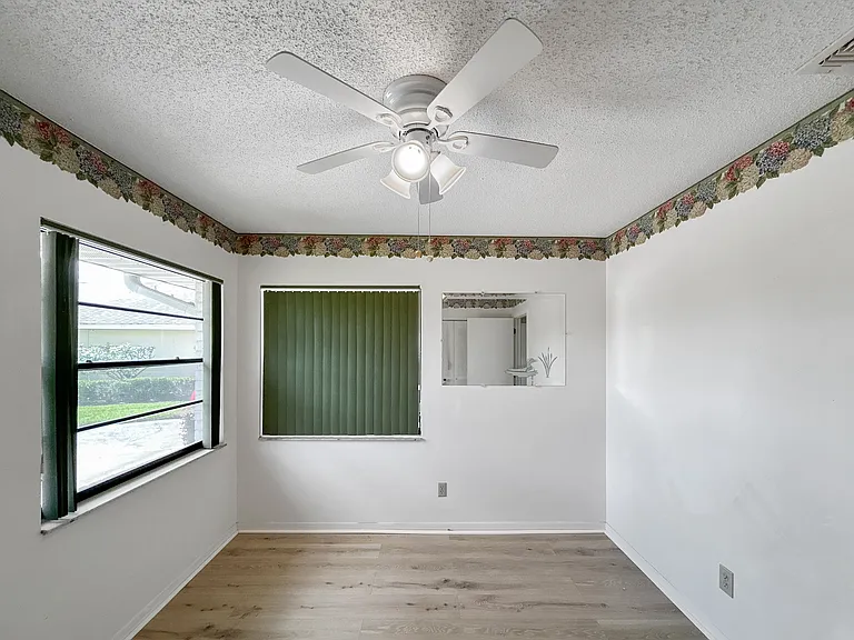 1750 Atrium Dr — Photo 15