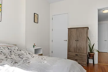 Rented by BARNES New York