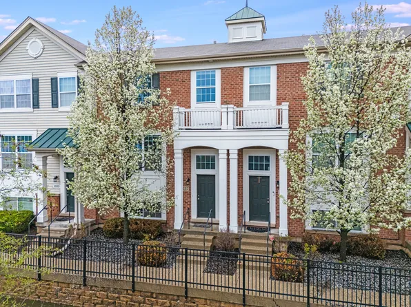 1525 E Arbor Ln, Arlington Heights, IL 60004