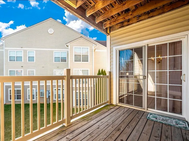 595 Cawley Dr #2C — Photo 14