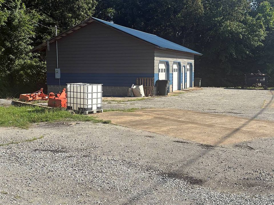 2nd image of 1717 Highway 67 N