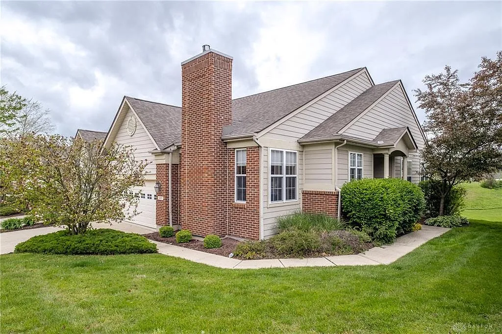 2837 Double Eagle Dr photo 1