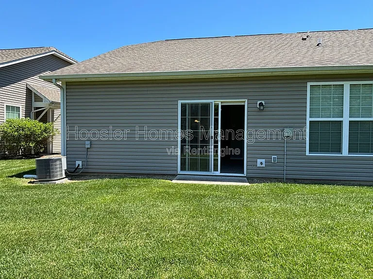 640 N Grant St — Photo 16