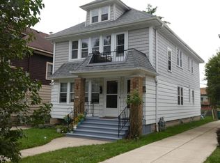 4307 N Newhall St, Shorewood, WI 53211