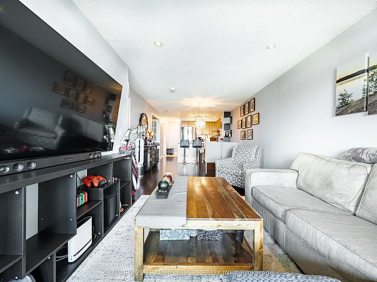 17 Barberry Pl #808 — Photo 21