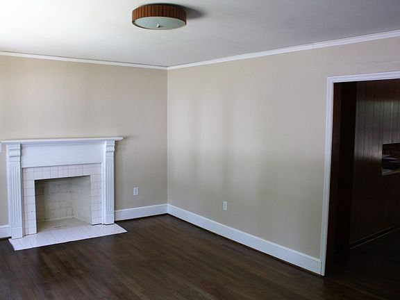 4th image of 737 California Ave