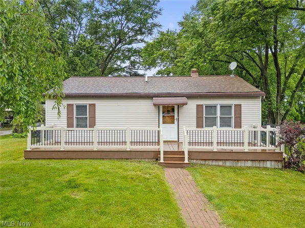 2778 Pressler Rd, Akron, OH 44312