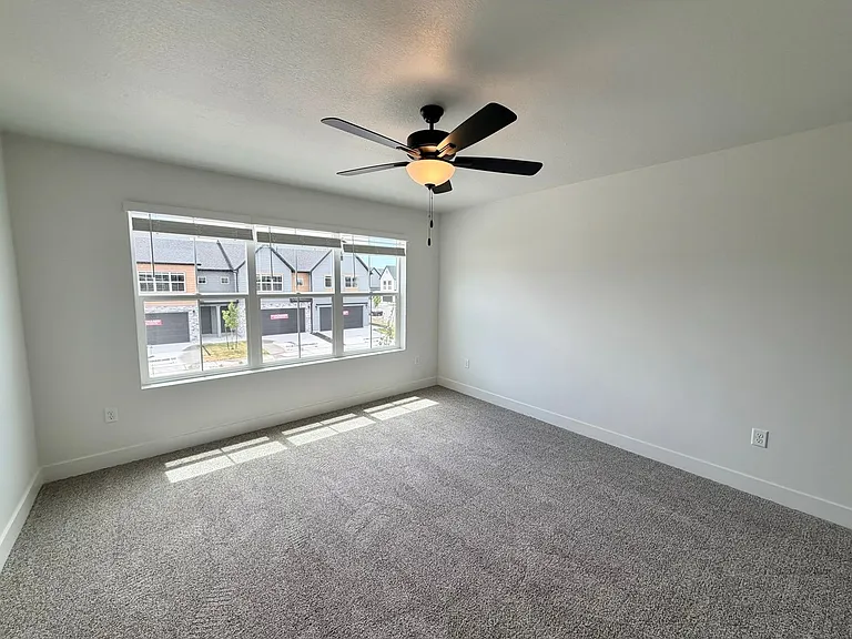 2716 W 2775 N #146 — Photo 9