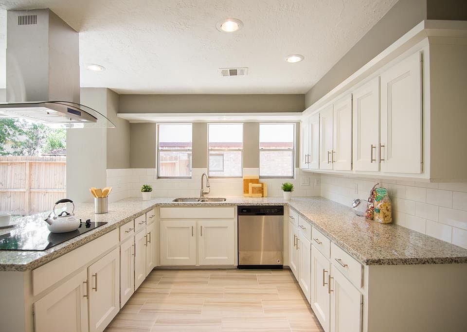 1st image of 3218 Ashton Park Dr