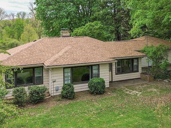 2nd image of 59021 County Road 215