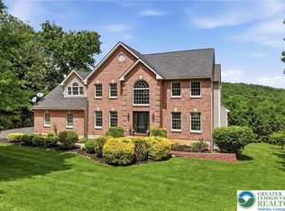 115 W Butternut Rd, Hellertown, PA 18055