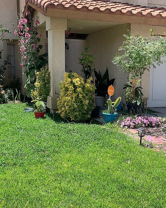 1st image of 5744 Charlotte Pl