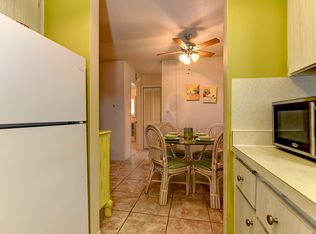 201 35th St #2, Holmes Beach, FL 34217
