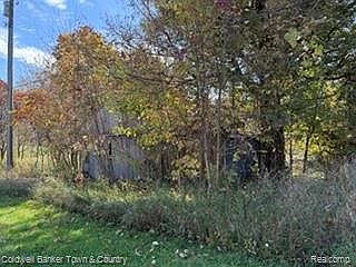 5th image of N Cedar Rd