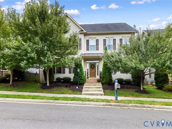 5948 Swift Fox Dr, Moseley, VA 23120