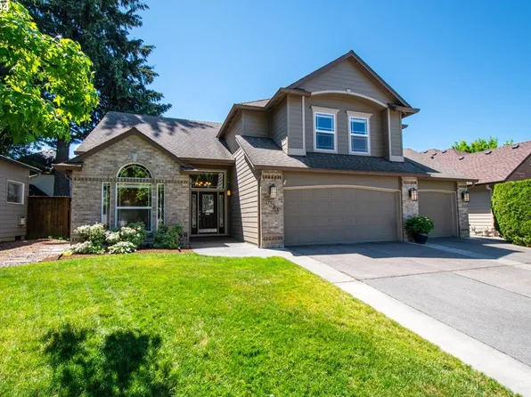 17705 NE 27th St, Vancouver, WA 98684