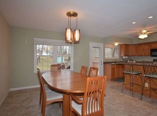 620 Guernsey Cir, Saint Louis, MO 63125