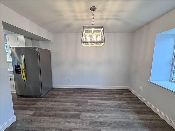 3rd image of 2152 N Lexington Ave