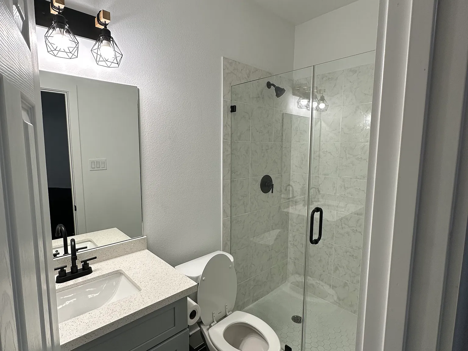 3 bed, $2,900 — Photo 3