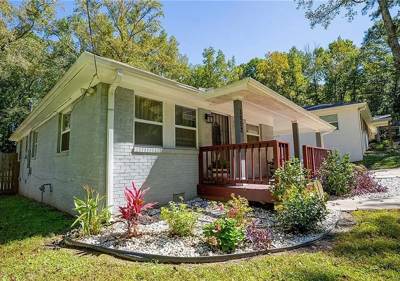 Room in 3 Bedroom Home in Atlanta — Photo 1