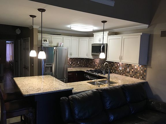 5th image of 50513 Abbey Dr