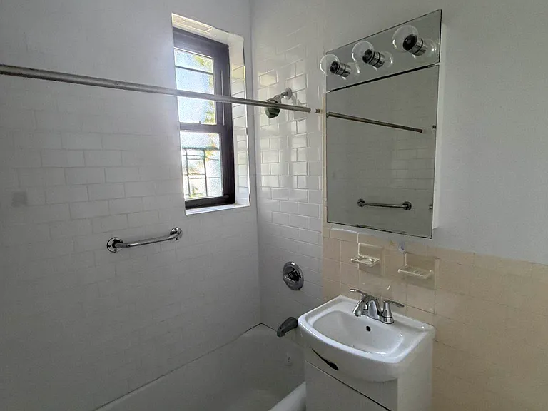 8814 Bay Pkwy #3M — Photo 7