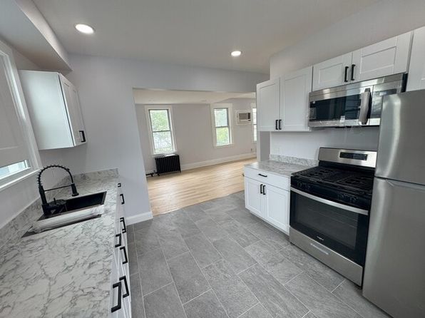 273 Maple Ave #3