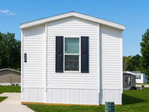 425 S Shoup St #174, Angola, IN 46703