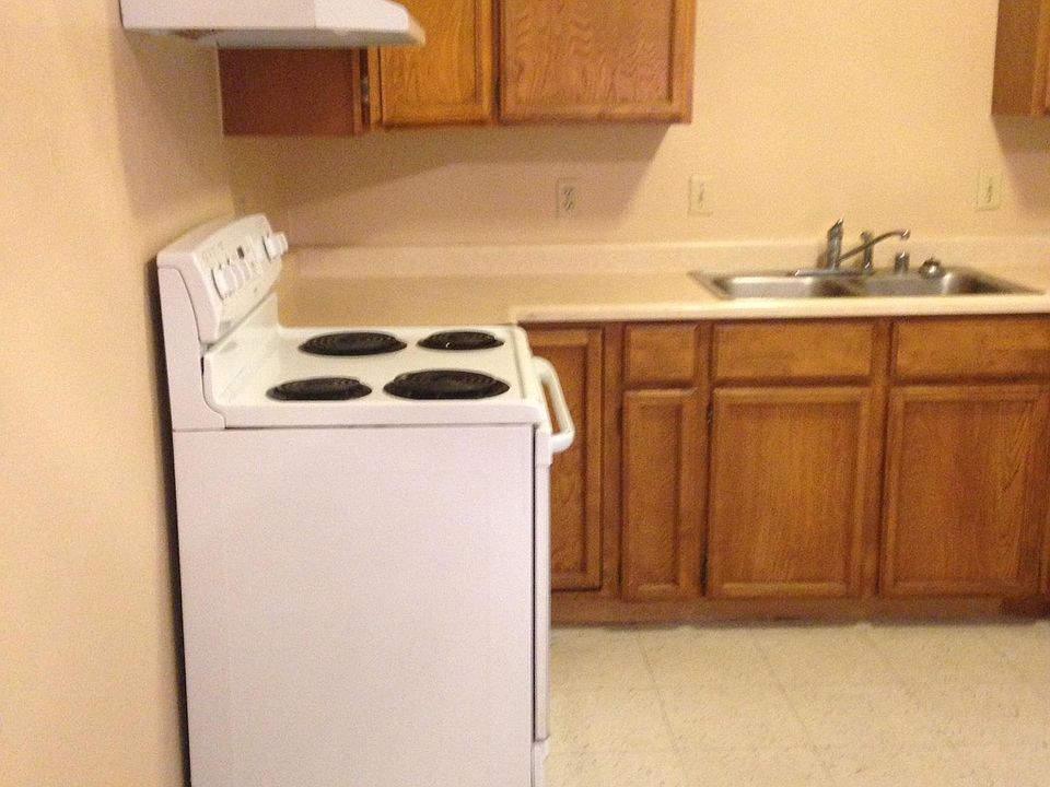 1st image of 428 Smallwood Dr APT 5