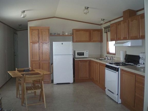2nd image of 425 Us Hwy 14 Lot 25