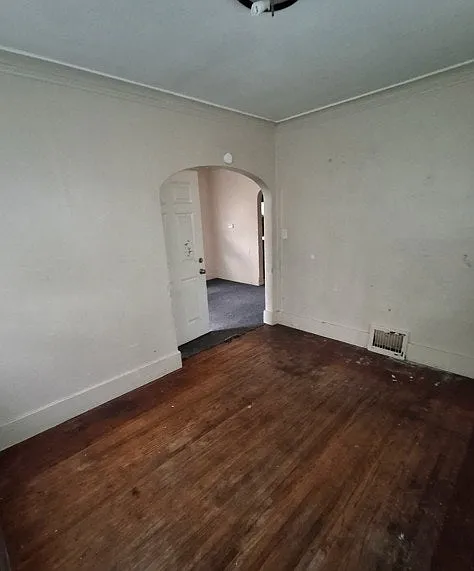 130 S Cleveland St — Photo 4